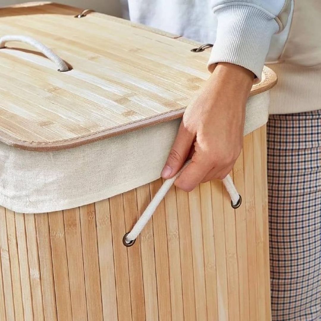 cesto-laundry-bambu-con-tapa-cuadrado-strip-36054
