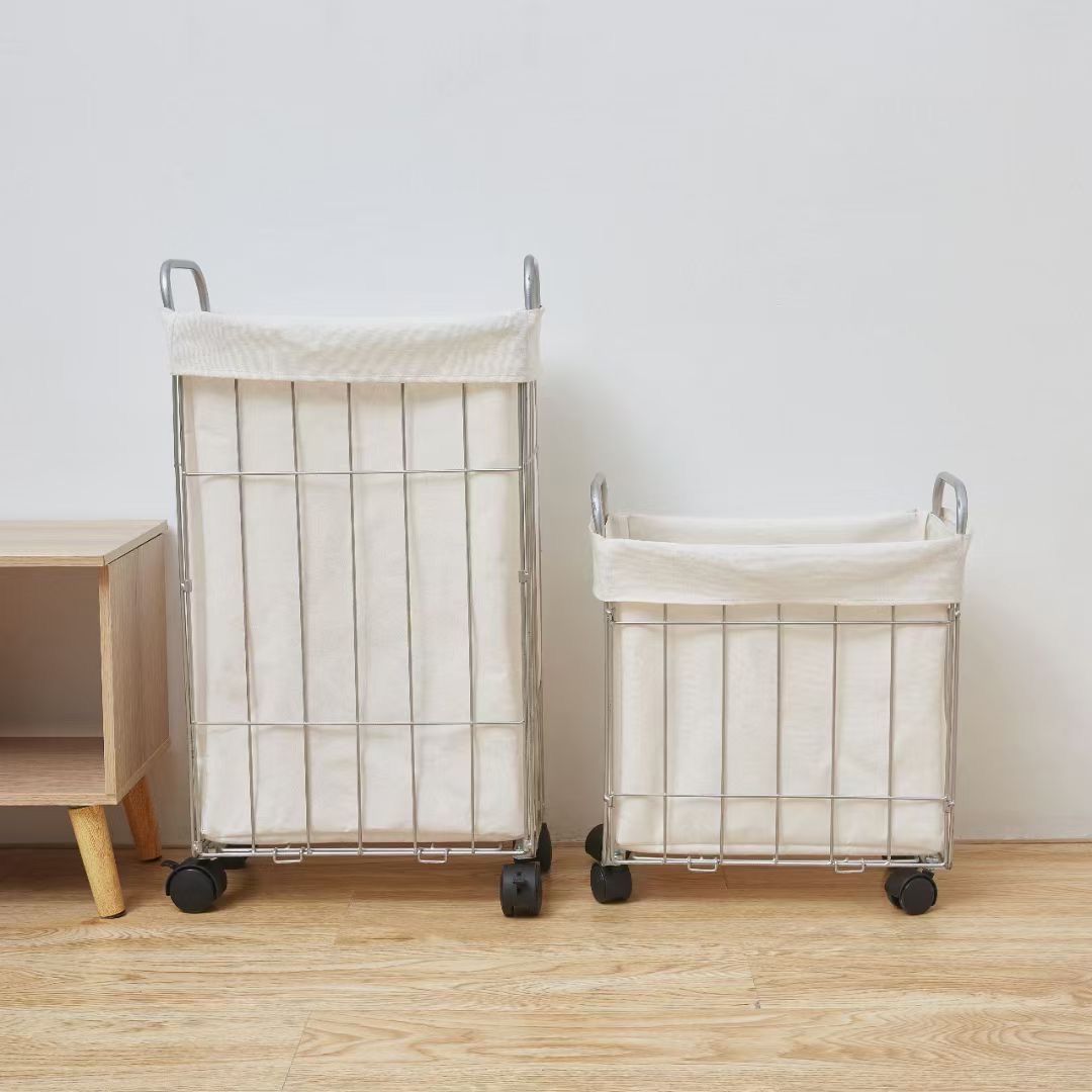 cesto-laundry-estructura-metal-con-ruedas-paris-36184