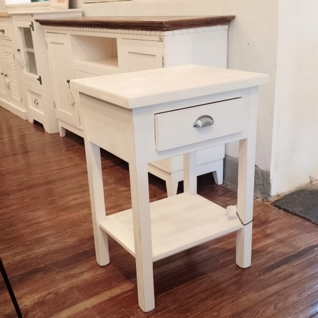 mesa-de-luz-1-cajon-hueso-4185