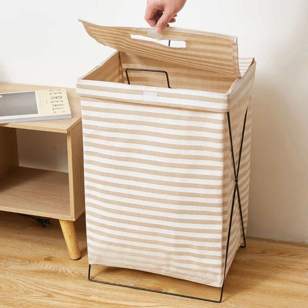 cesto-laundry-estructura-metal-con-tapa-lyon-beige-4241